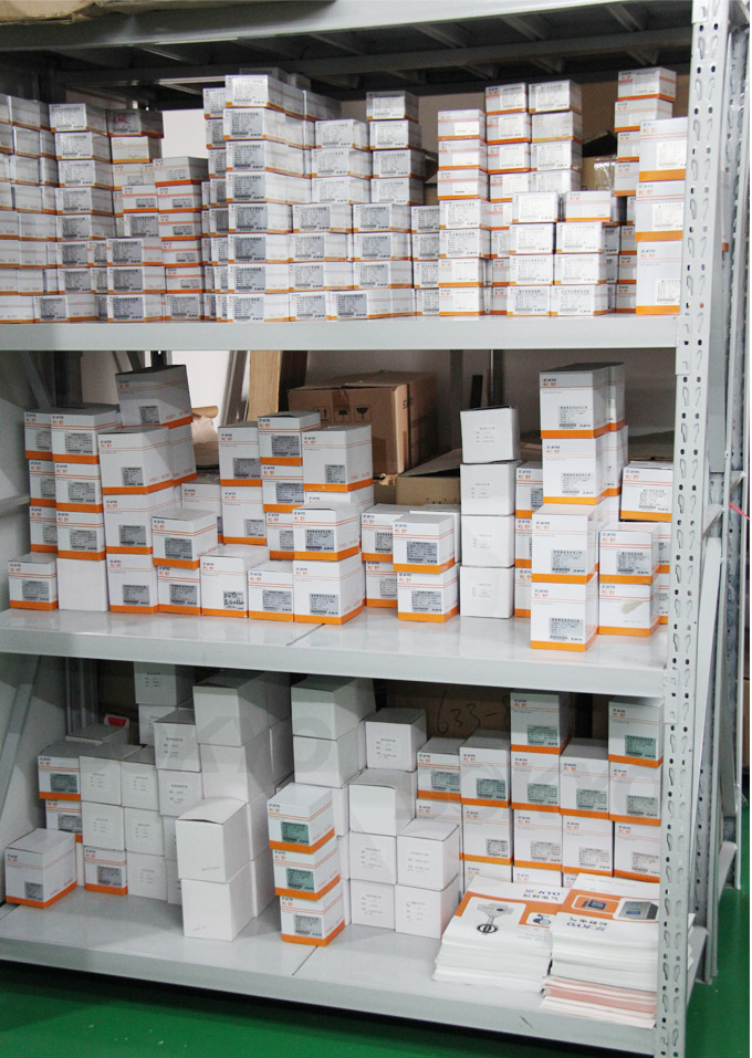 數(shù)字功率表，DW9單相有功功率表倉(cāng)庫(kù)一角2